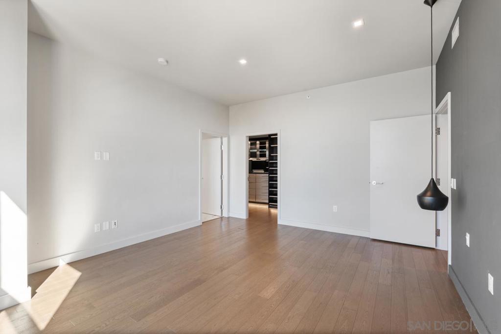 Downtown - Residential Lease