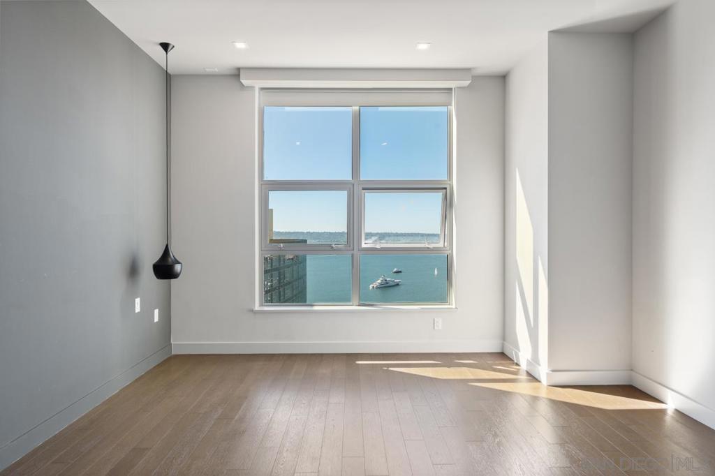 Downtown - Residential Lease