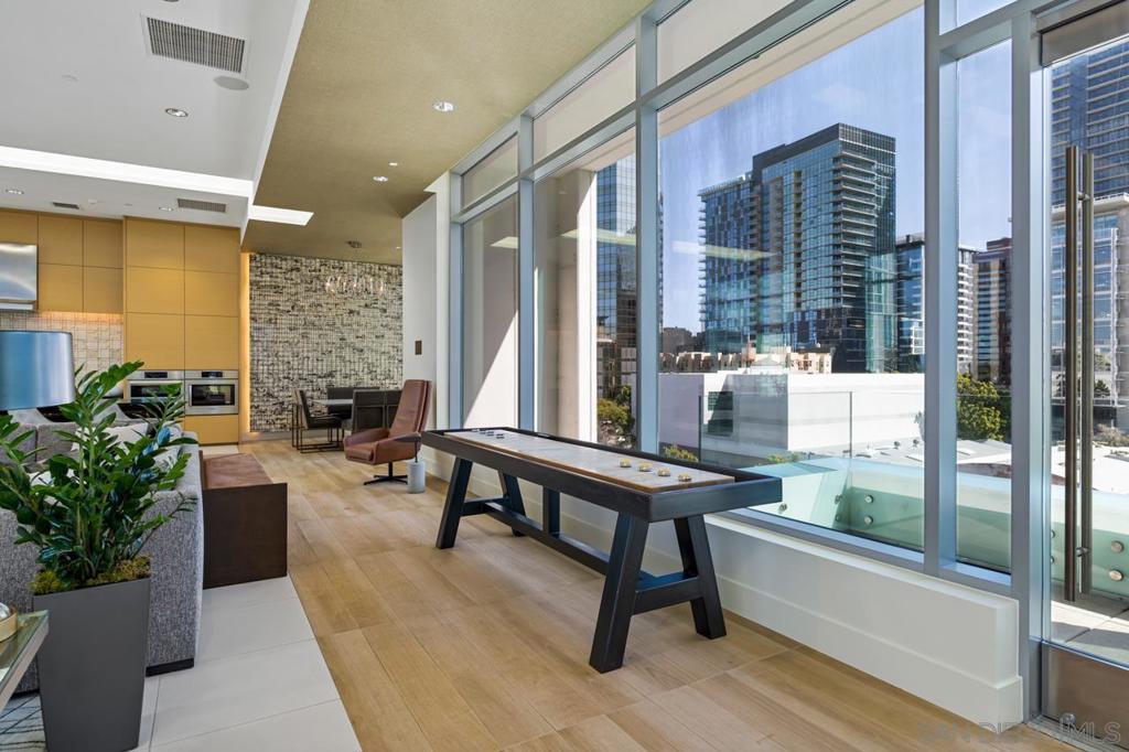 Downtown - Residential Lease