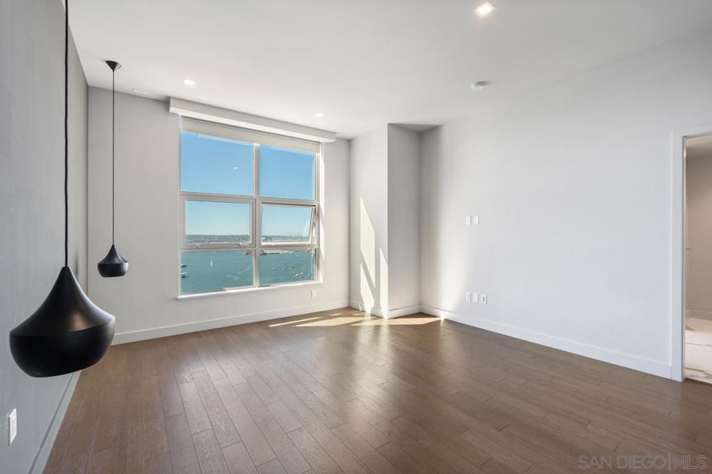 Downtown - Residential Lease