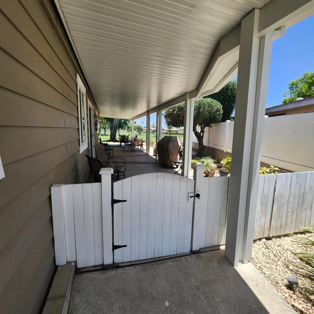 Palm Desert Greens - Manufactured In Park