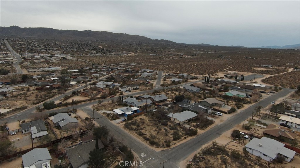 61791 Oleander Drive