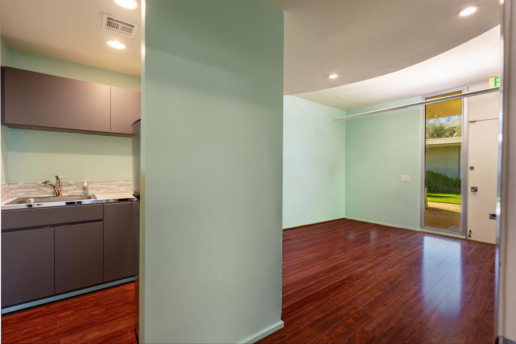 189 Civic Drive 5