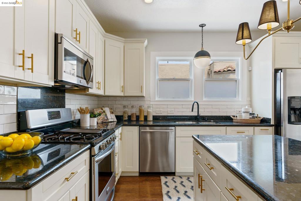 FERNSIDE - Residential