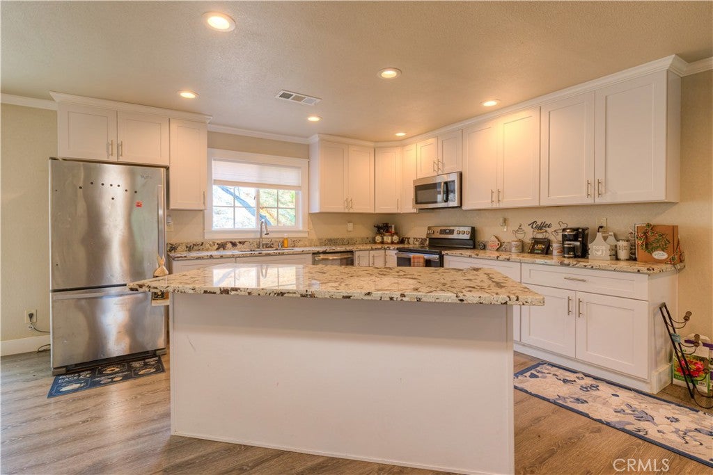 2605 Foothill Boulevard