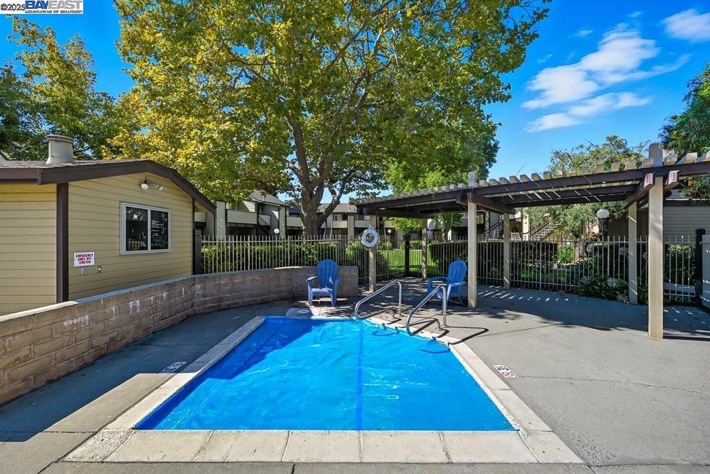 WASHINGTON COMM - Residential