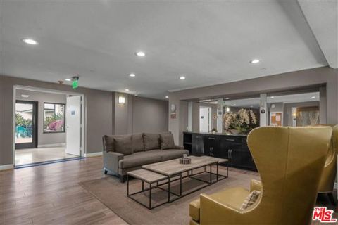 Photo of 838 Pine Avenue #506, Long Beach, CA 90813 (MLS # 26833425)