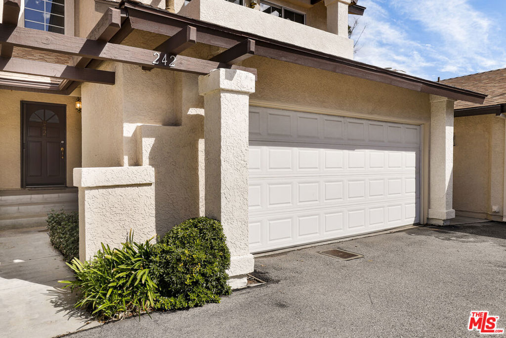 22911 Banyan Place 242