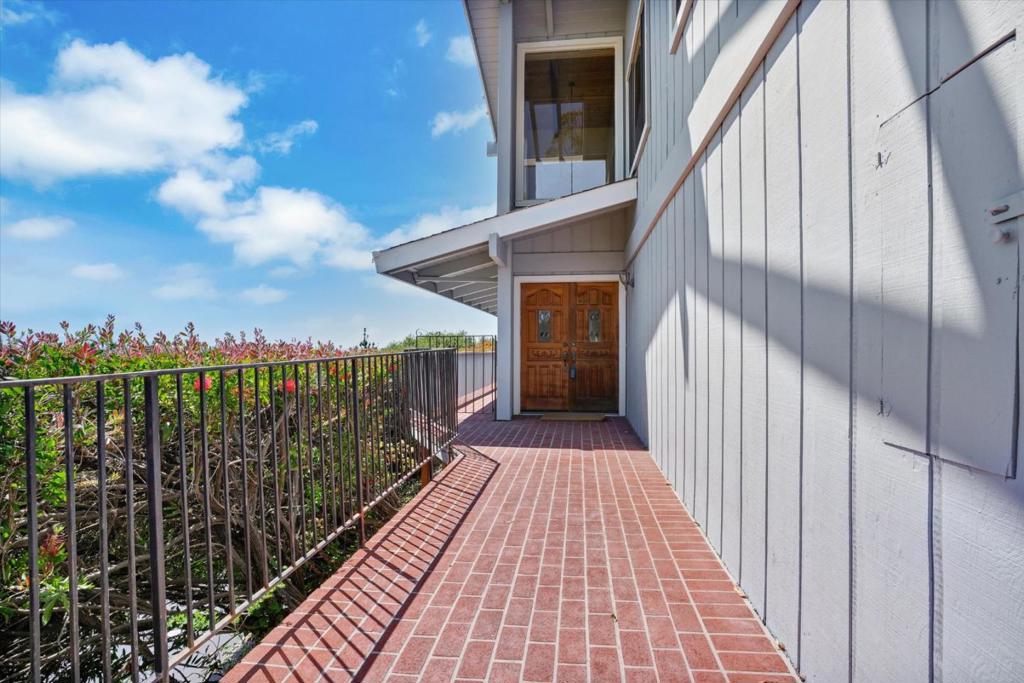 350 Highland Avenue