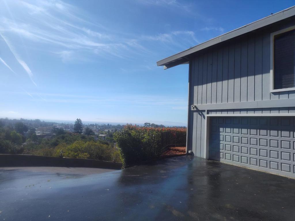 350 Highland Avenue