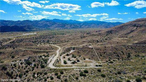 Photo of 101 Cimarron Road, Pioneertown, CA 92268 (MLS # JT26100393)