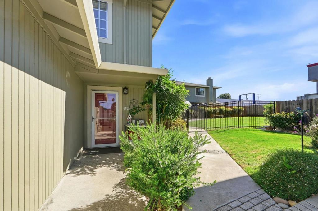 1449 Squire Court