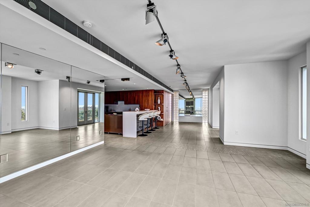 3415 6th Ave. 14