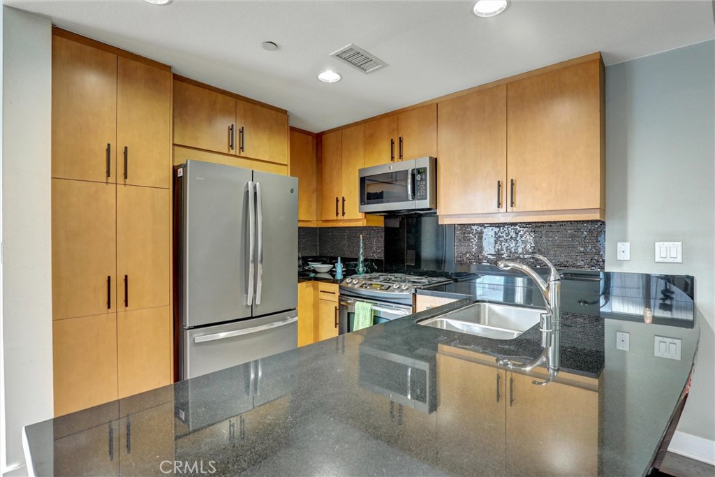 150 The Promenade North 409