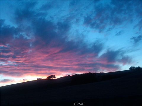 Tiny photo for 0 1 Nickel Creek Road, San Miguel, CA 93451 (MLS # NS25280683)