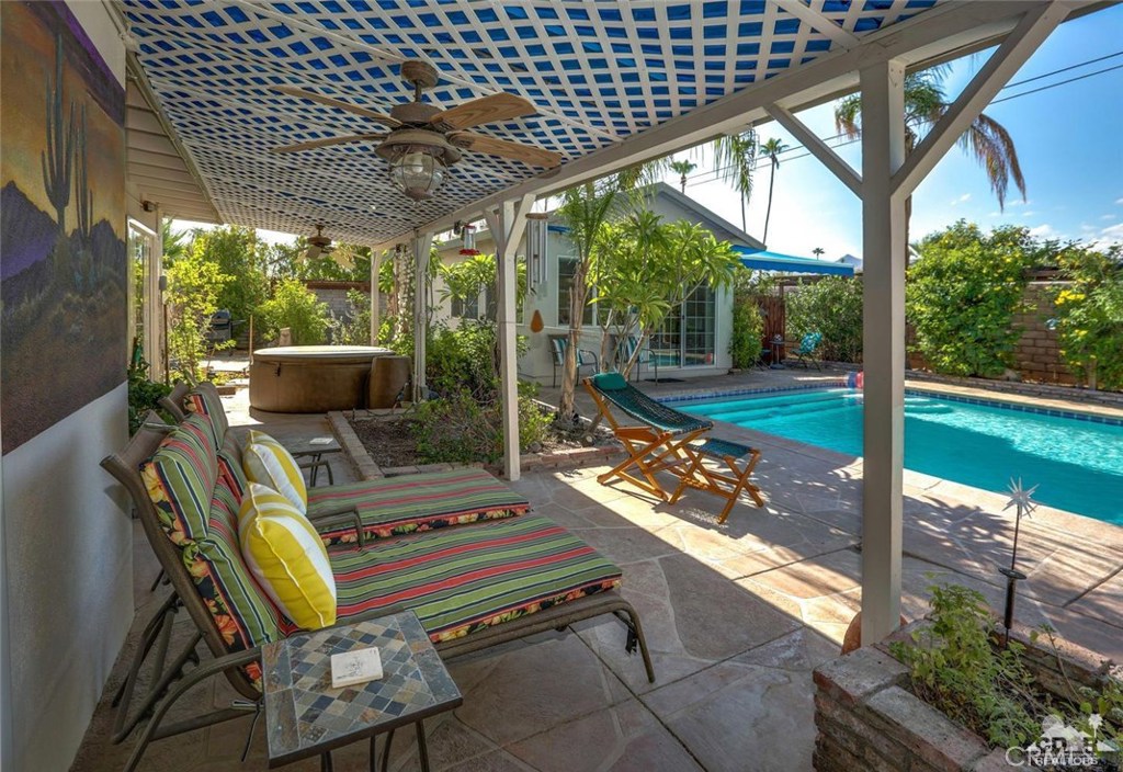 Tahquitz River Estat - Residential