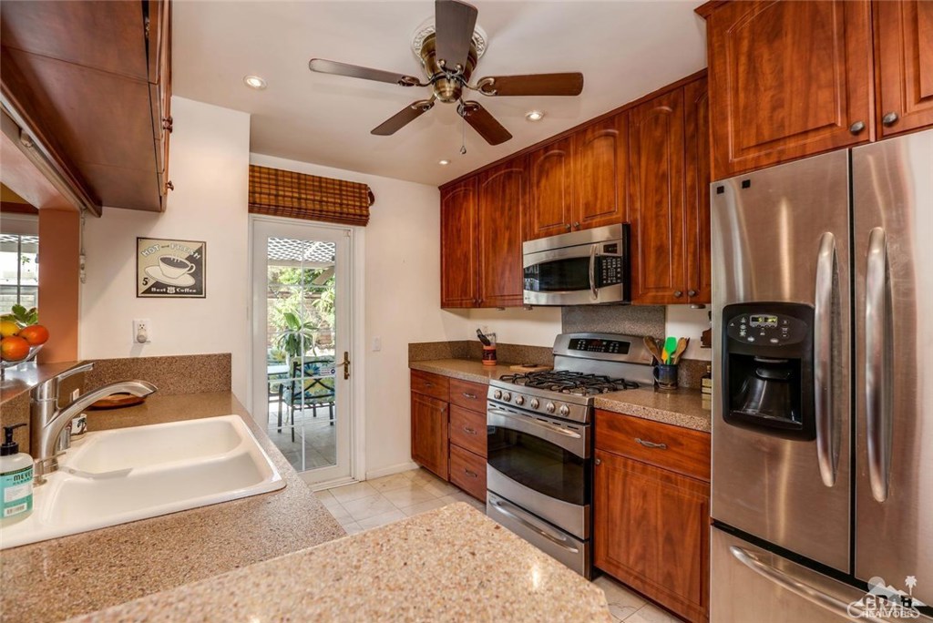 Tahquitz River Estat - Residential