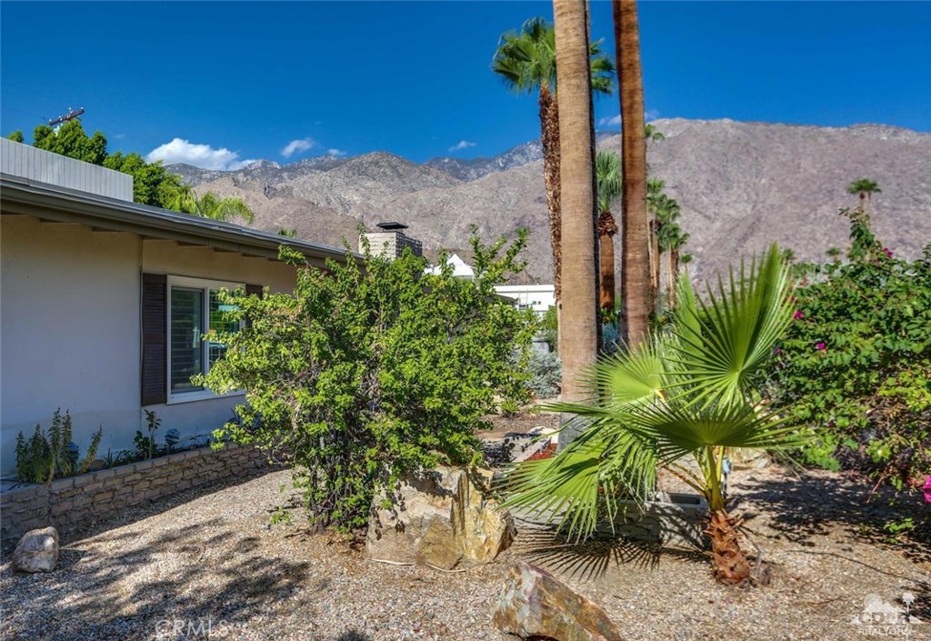 Tahquitz River Estat - Residential