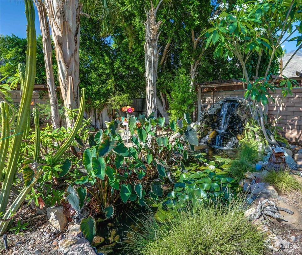 Tahquitz River Estat - Residential