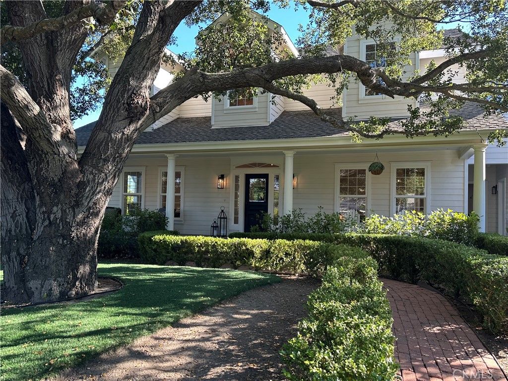 Photo of 190 Country Club Dr, San Luis Obispo, CA 93401 (MLS # SC25243678)
