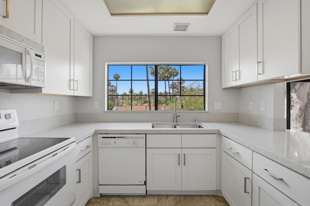 3140 Arroyo Vista
