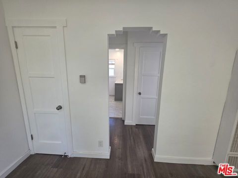 Tiny photo for 1805 7th Street #4, Santa Monica, CA 90401 (MLS # 25607201)