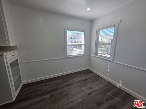 Tiny photo for 1805 7th Street #4, Santa Monica, CA 90401 (MLS # 25607201)