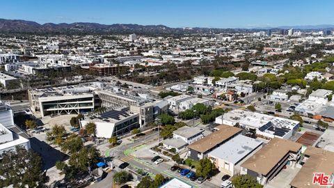 Tiny photo for 1805 7th Street #4, Santa Monica, CA 90401 (MLS # 25607201)