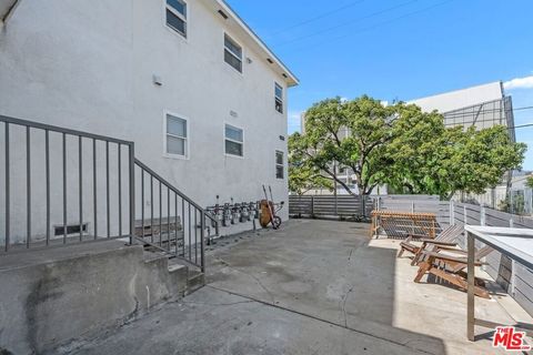 Tiny photo for 1805 7th Street #4, Santa Monica, CA 90401 (MLS # 25607201)