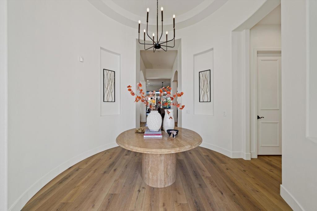 50020 Monteloma Court