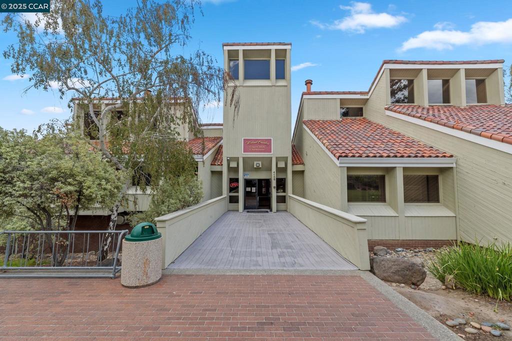 THE CROSSINGS - Residential