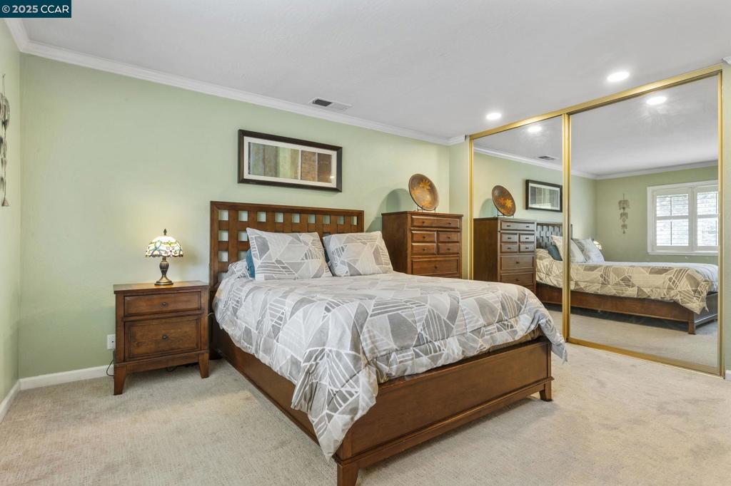 THE CROSSINGS - Residential