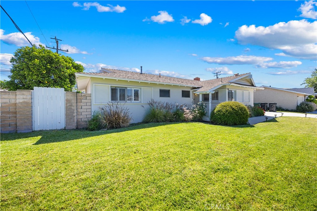 1870 Burch Avenue