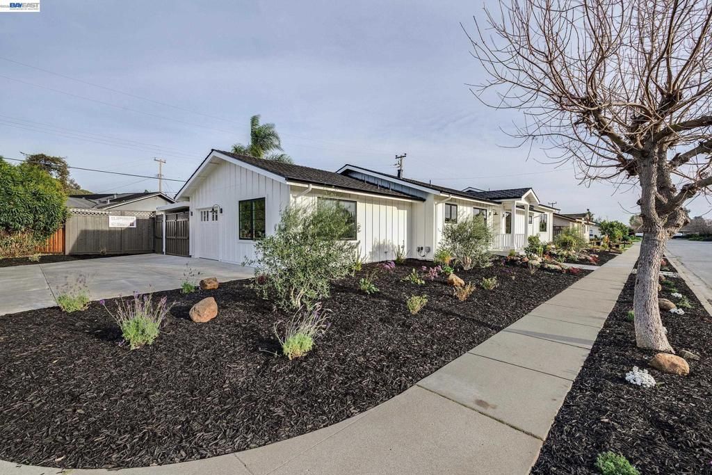 Photo of 4759 Valpey Park Ave Ave, Fremont, CA 94538 (MLS # 41128458)