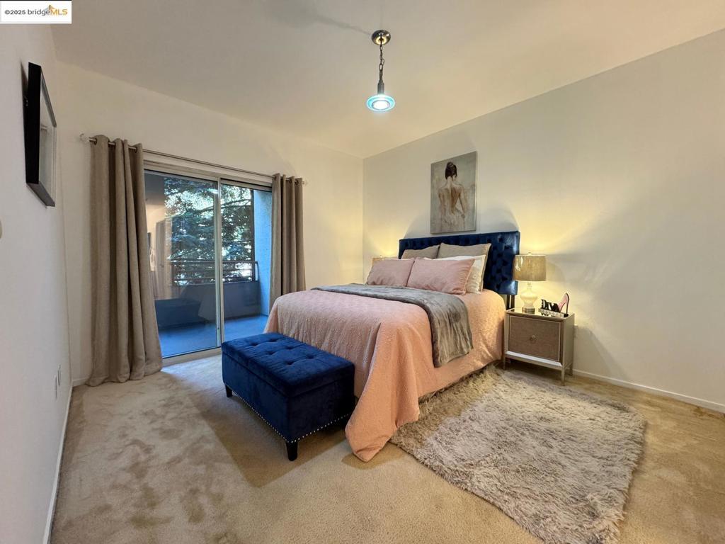 PARKWOOD CONDOS - Residential