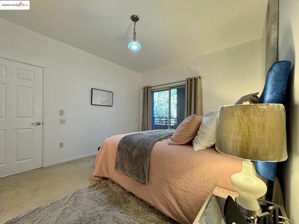 PARKWOOD CONDOS - Residential