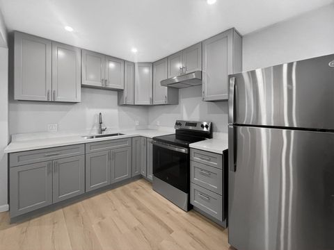 Photo of 409 W 18Th St St, Antioch, CA 94509 (MLS # 41119906)