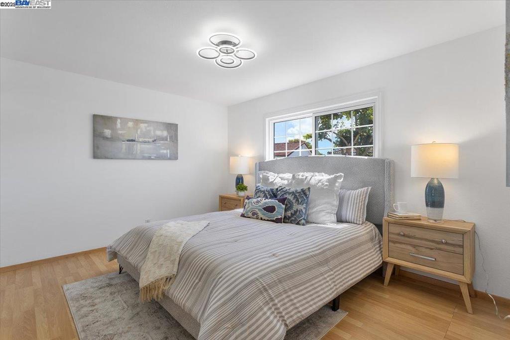 CRESTWOOD - Residential