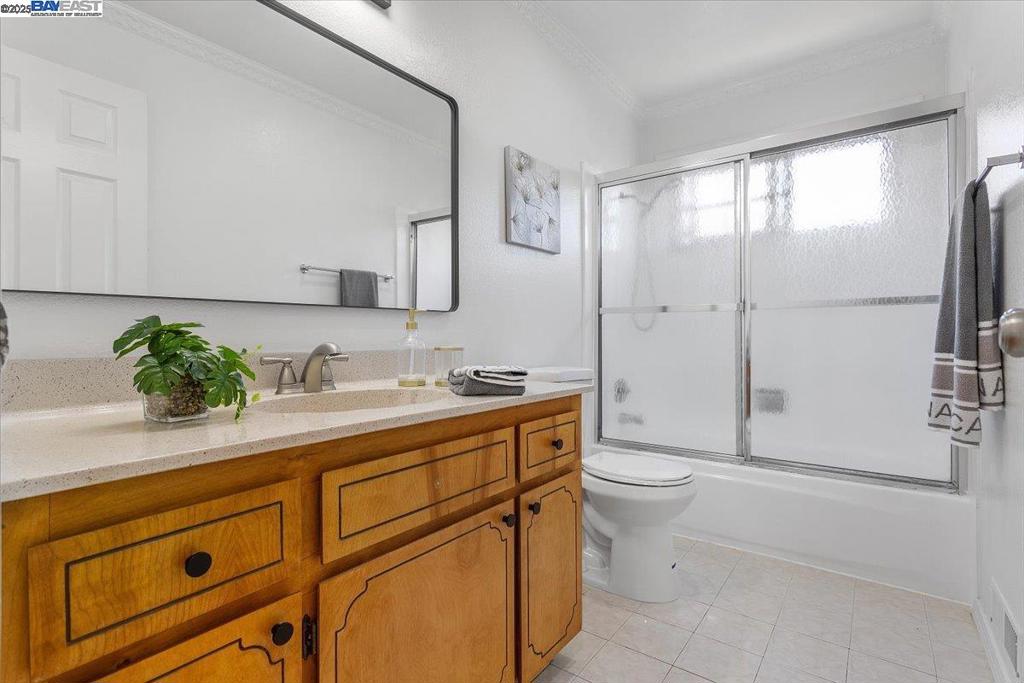 CRESTWOOD - Residential