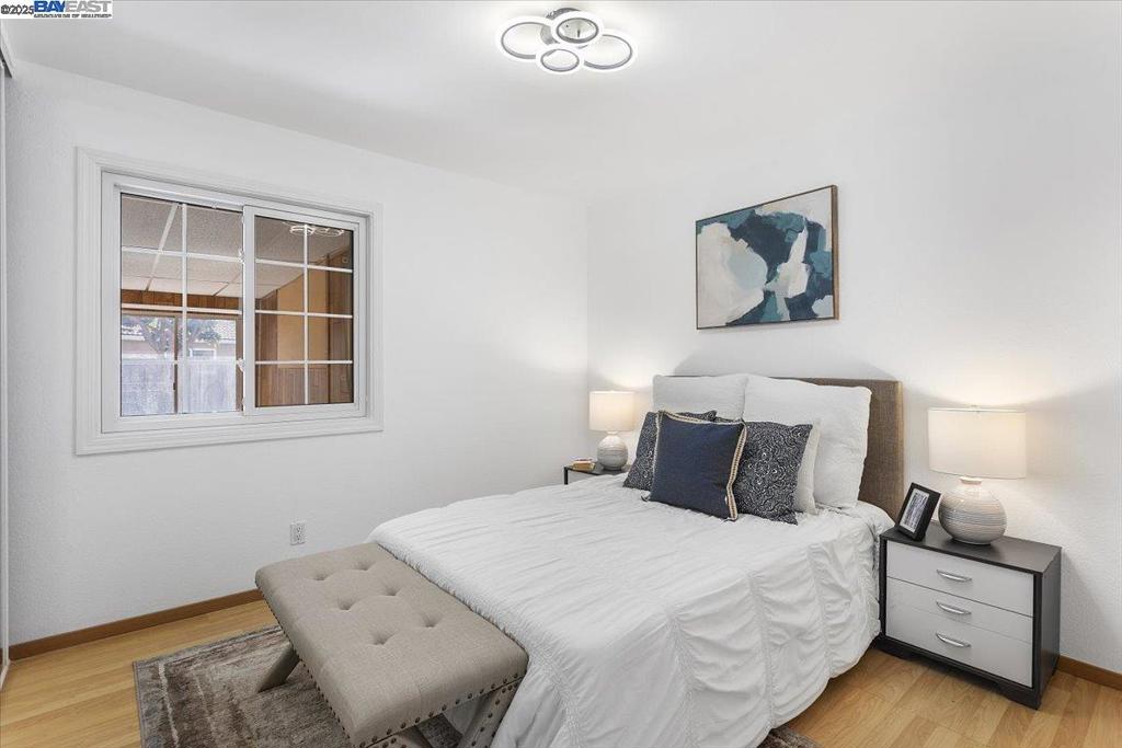 CRESTWOOD - Residential