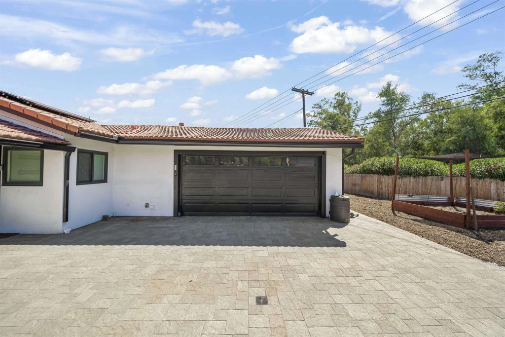 1722 San Pasqual Valley Road