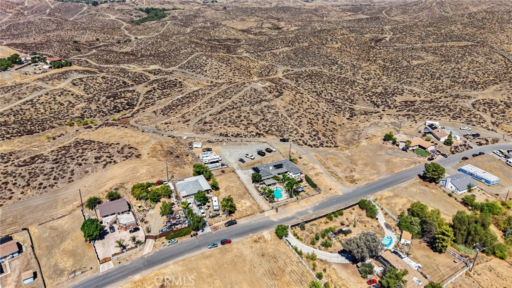 23000 Surfside Court