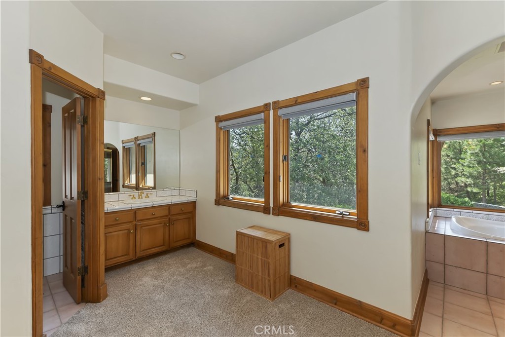 Arrowhead Woods (AWHW) - Residential