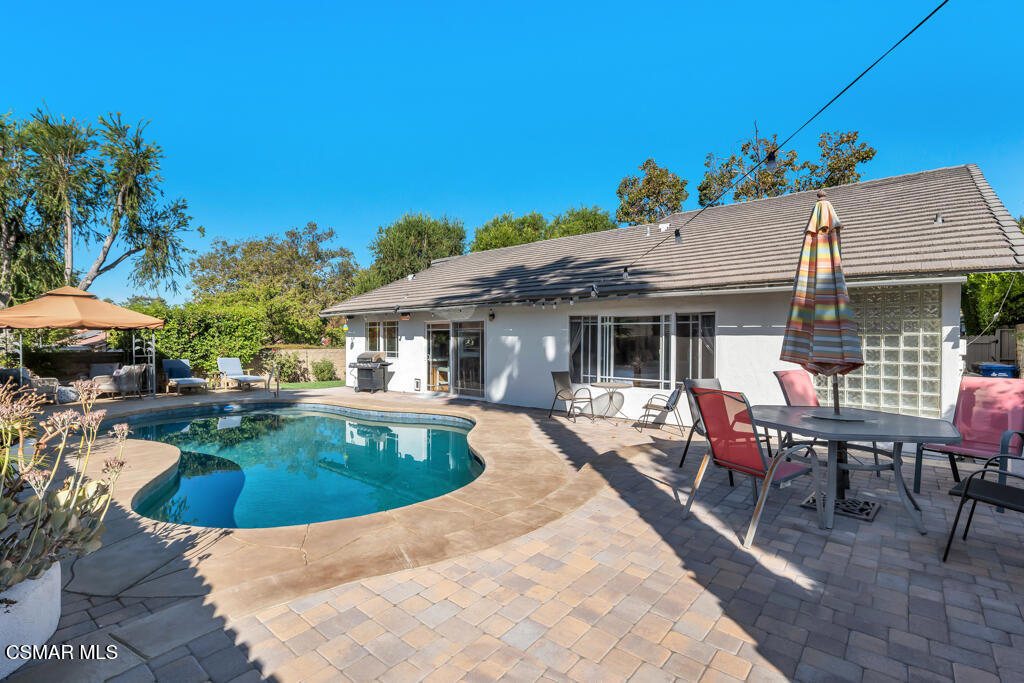 Westlake Hills-729 - 729 - Residential