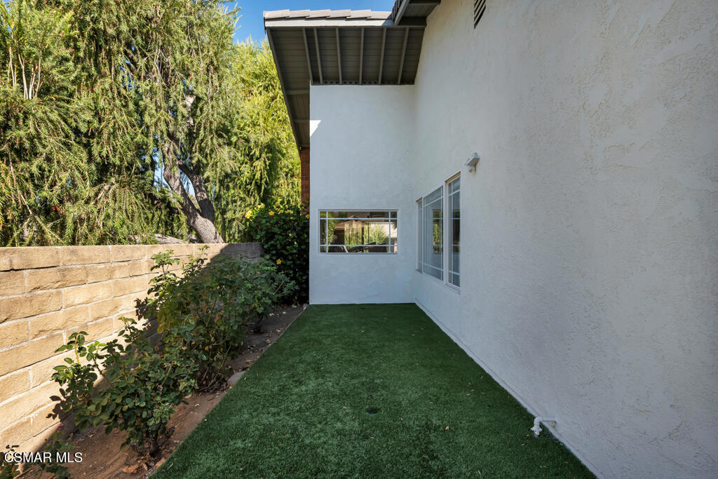 Westlake Hills-729 - 729 - Residential