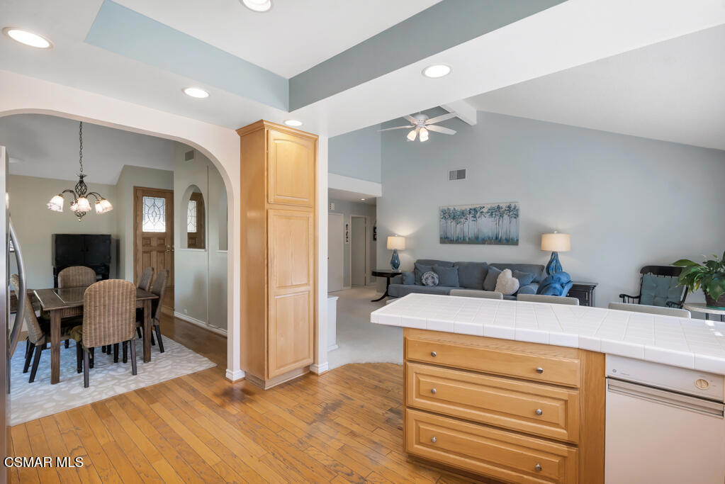 Westlake Hills-729 - 729 - Residential