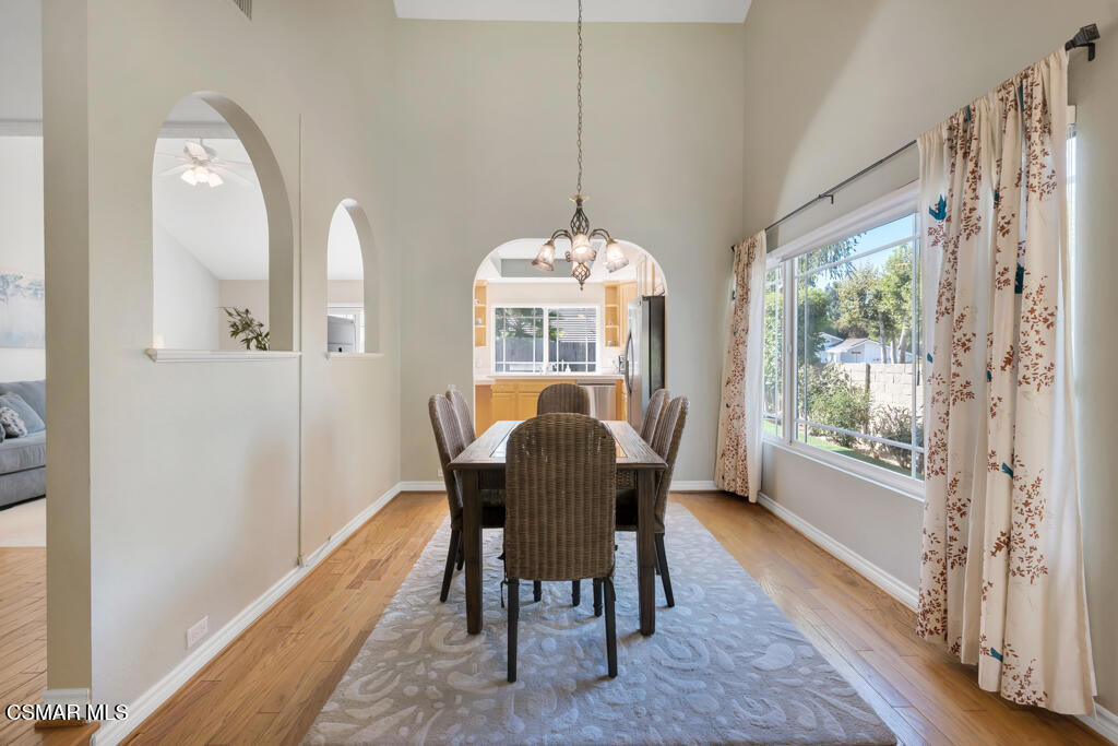 Westlake Hills-729 - 729 - Residential