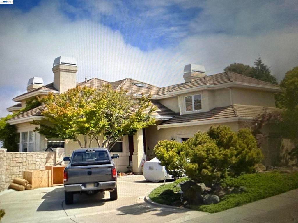 Photo of 3620 Oakes Dr Dr, Hayward, CA 94542 (MLS # 41130588)