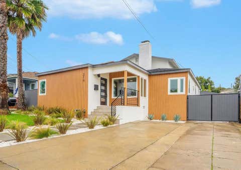 Photo of 219 W Acacia Ave Ave, El Segundo, CA 90245 (MLS # PTP2605304)