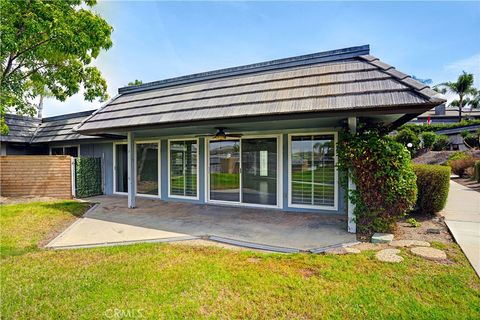 Photo of 22392 Canyon Club Drive, Canyon Lake, CA 92587 (MLS # SW26068959)